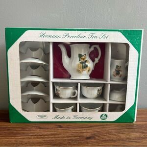 Vintage Hermann Porcelain 12-piece Tea Set Teddy Bear Collection New in Box